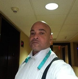 Meet your Posher, Guy